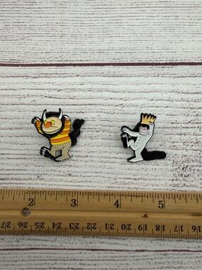 Kids story character enamel Pins